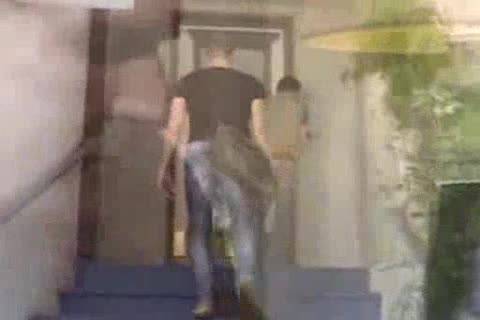 athletic Whowdyte And asian hammering