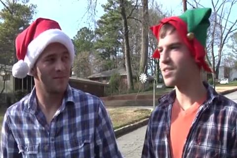 homo Elf acquires Xmas Bukkake