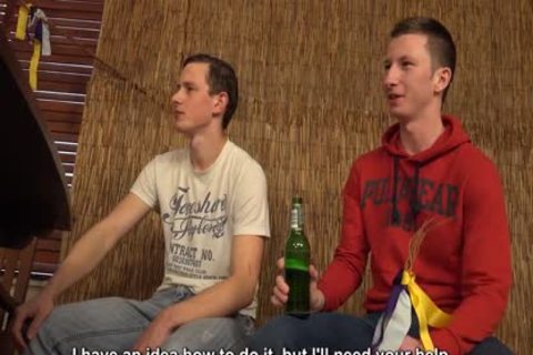 5 friends bare Easter jack off Party