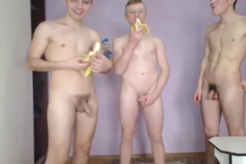 3 men On web camera