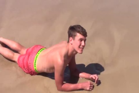 Straight Aussie At The Gloyhole