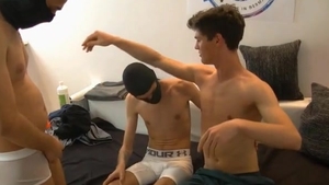 18 Year old Caruso, German twink trio nail ( Deutsch gay double penetration Fisting)