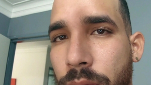 Iomacho - Hairy Leon sexy dancing stroking