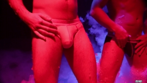 Men: Slippery When Wet – A Party Must!