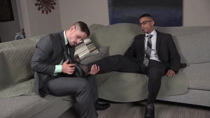 SayUncle X Gentlemen's Closet: Feet-Loving Men Get Together